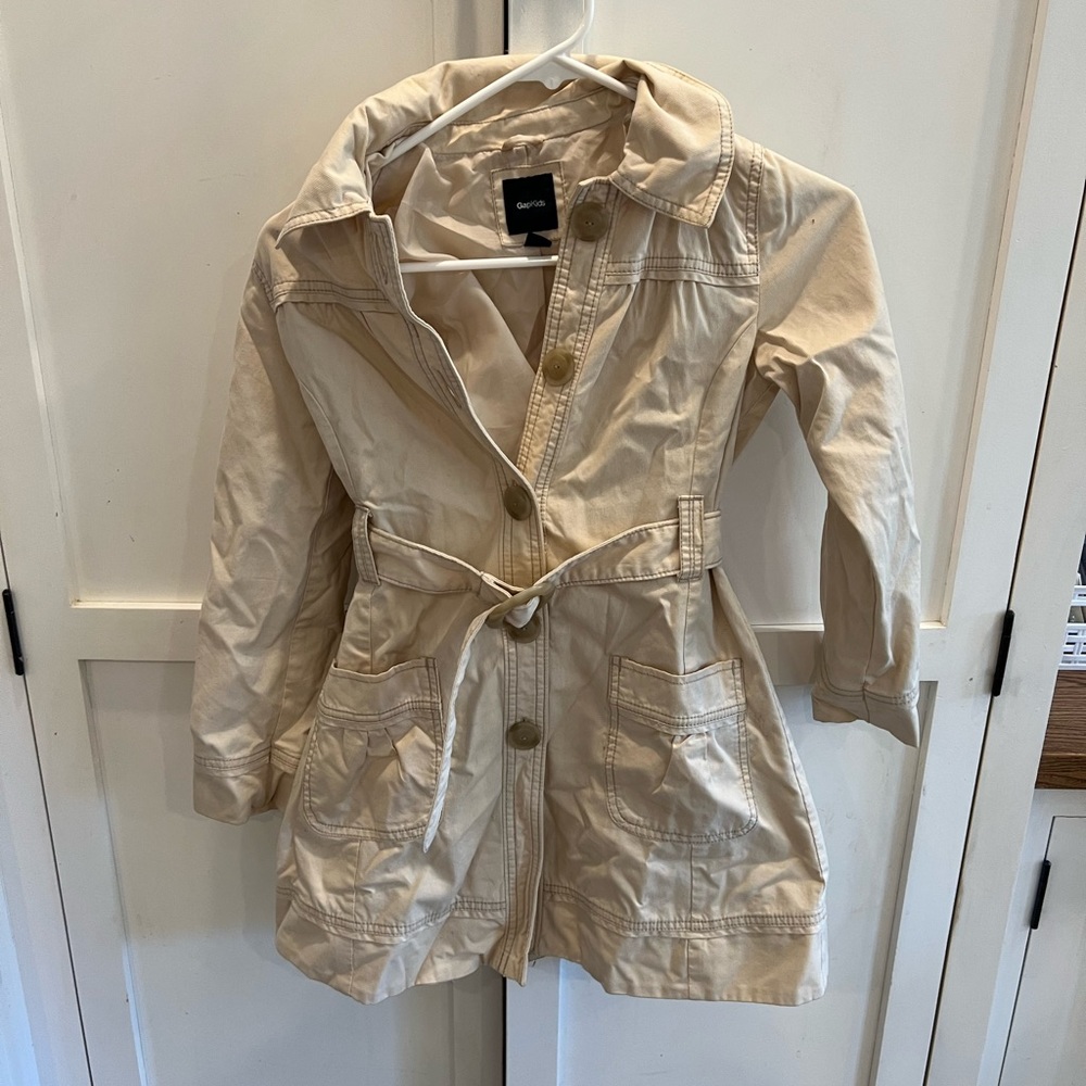 Gap kids Girls trench coat size medium (8)